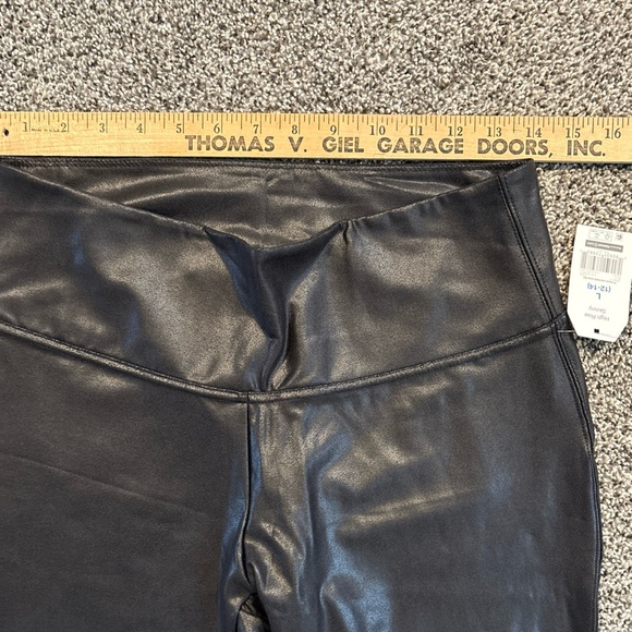 NWT Time And Tru Womens Faux Leather Leggings High Rise Skinny Pants Black - Picture 9 of 10